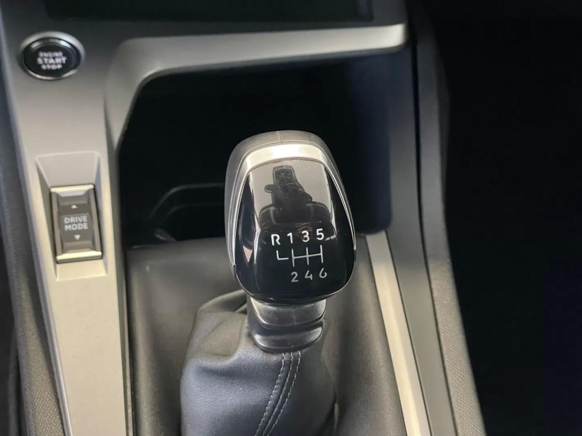 peugeot-308-sw-2024-gasolina-1199cc