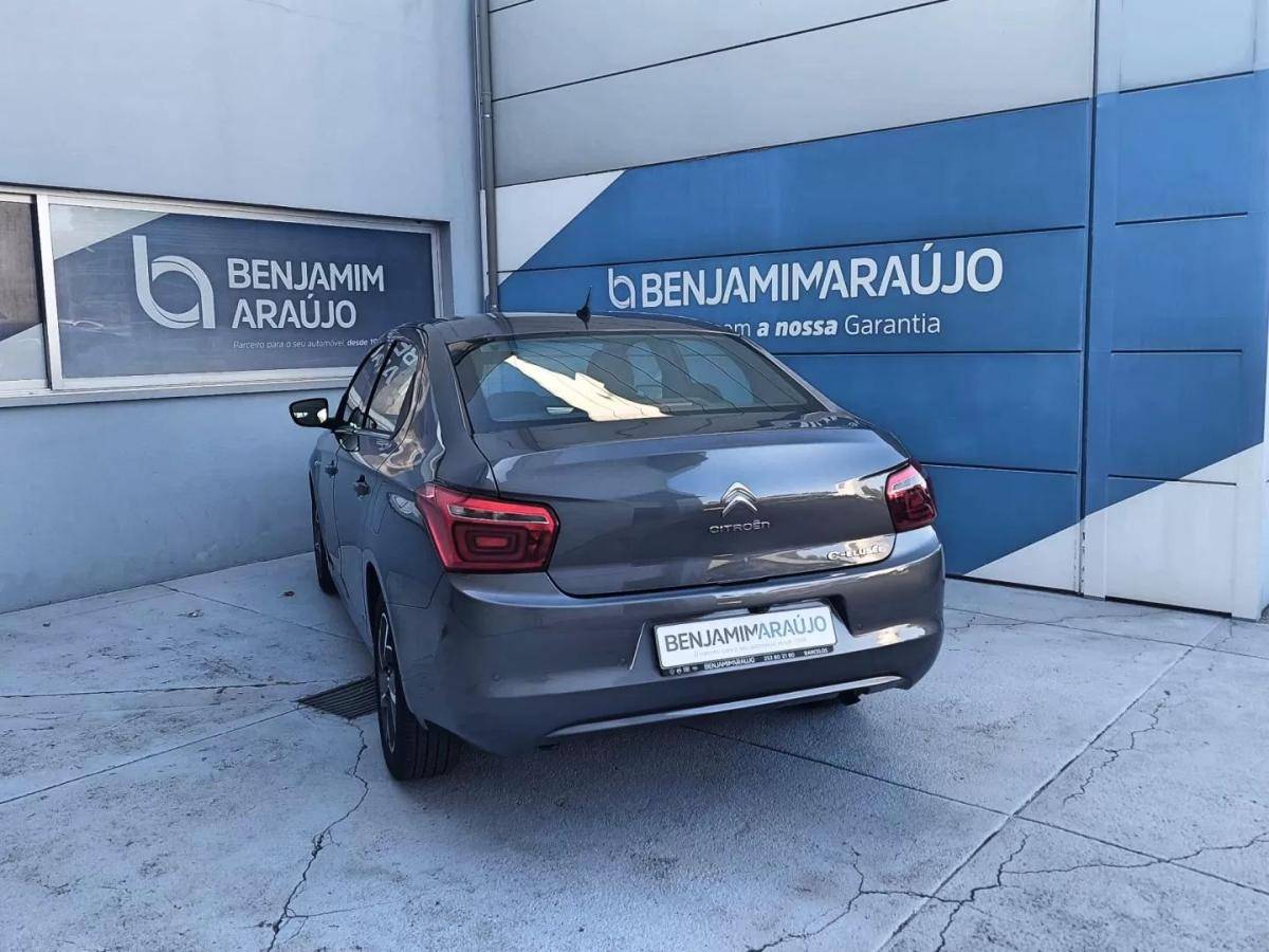 citroen-c-elysee-2018-gasolina-1199cc