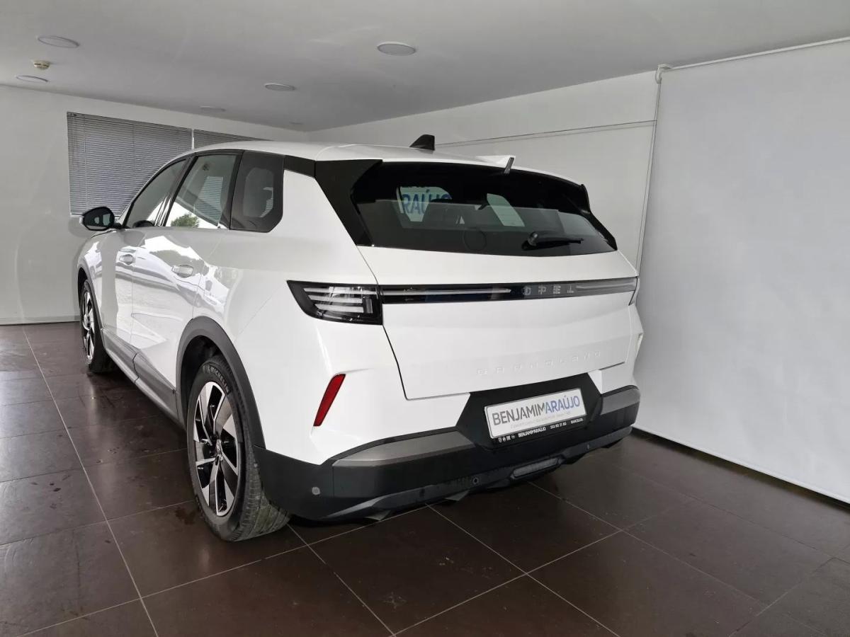 opel-grandland-2025-hibrido-a-gasolina-1199cc