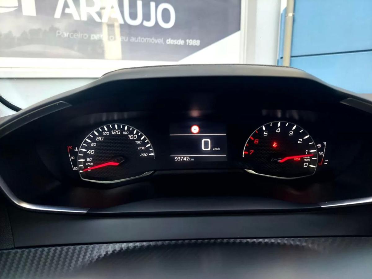 peugeot-208-2020-diesel-1499cc