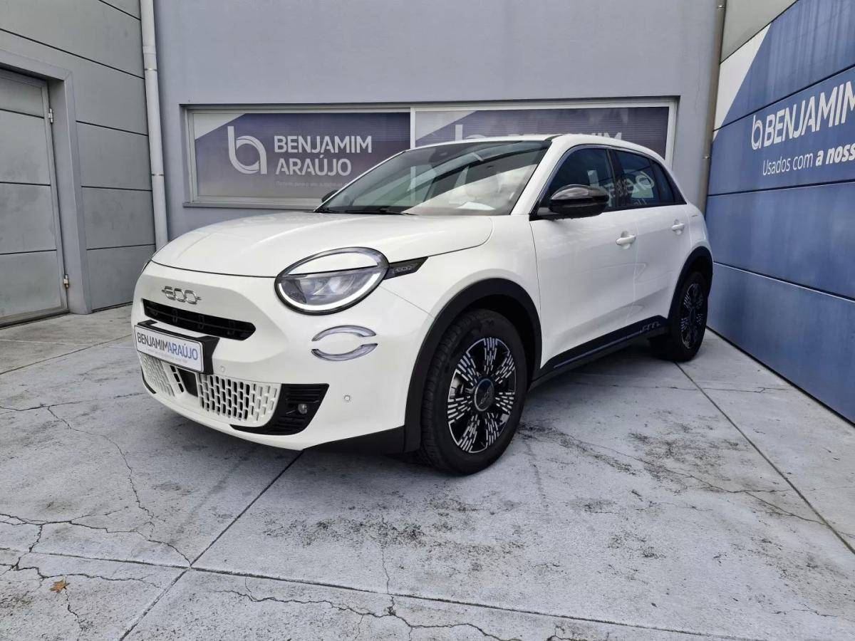 fiat-600-2025-gasolina-1199cc