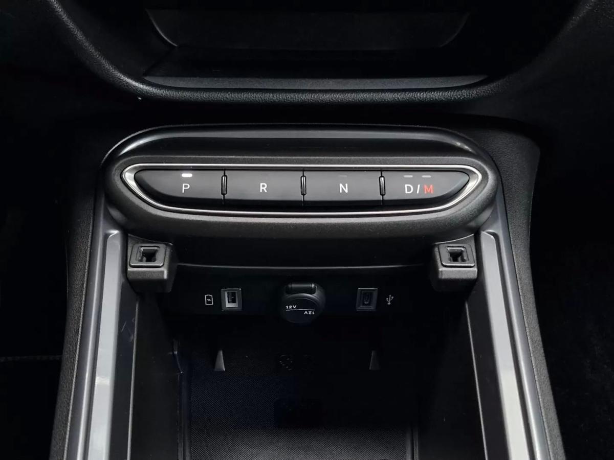 fiat-600-2025-gasolina-1199cc