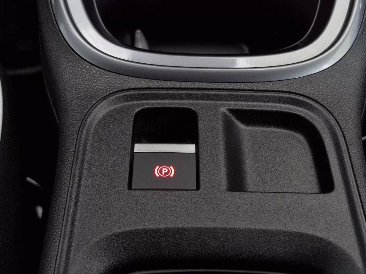 fiat-600-2025-gasolina-1199cc
