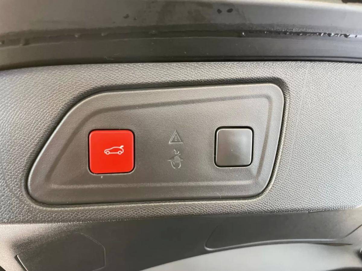 citroen-c5-aircross-2025-diesel-1499cc
