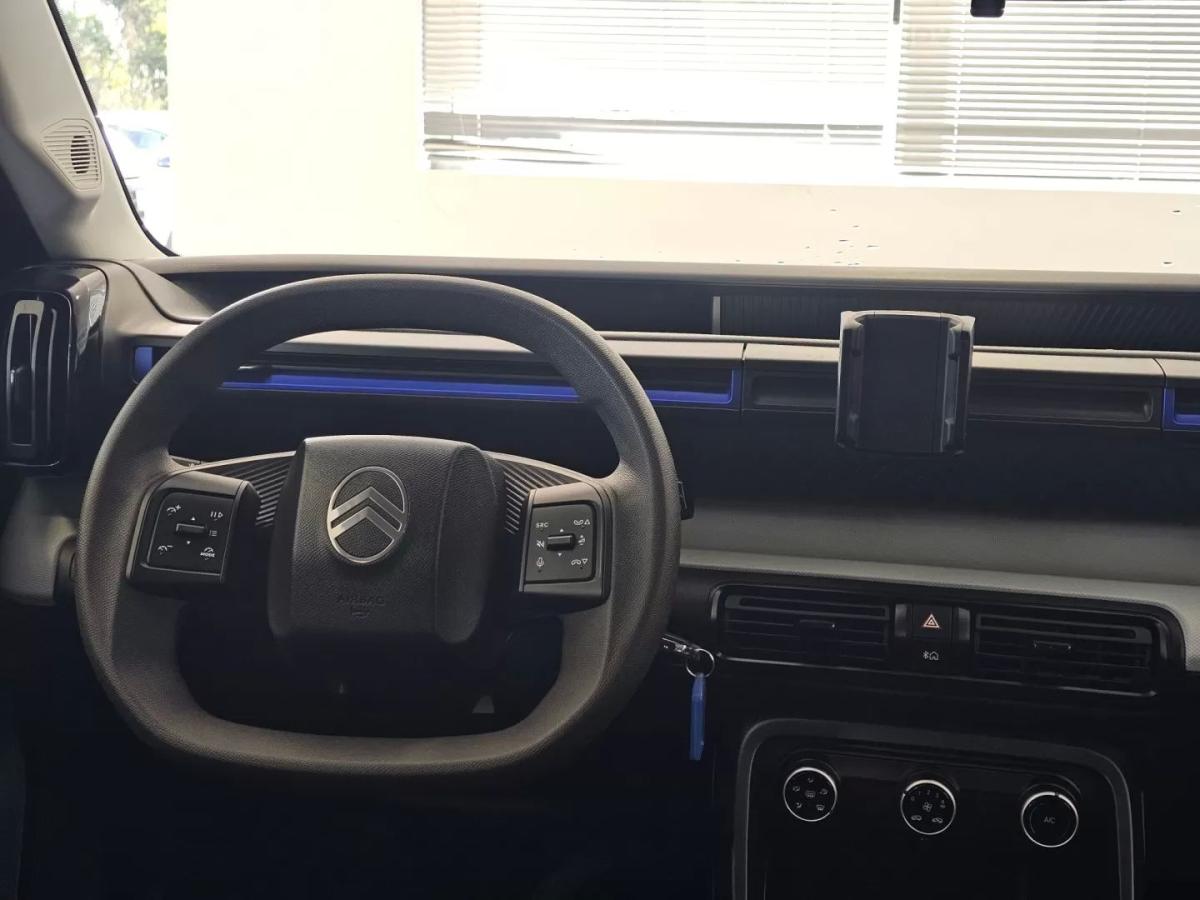 citroen-c3-2024-eletrico-200cc