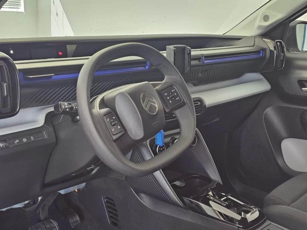 citroen-c3-2024-eletrico-200cc