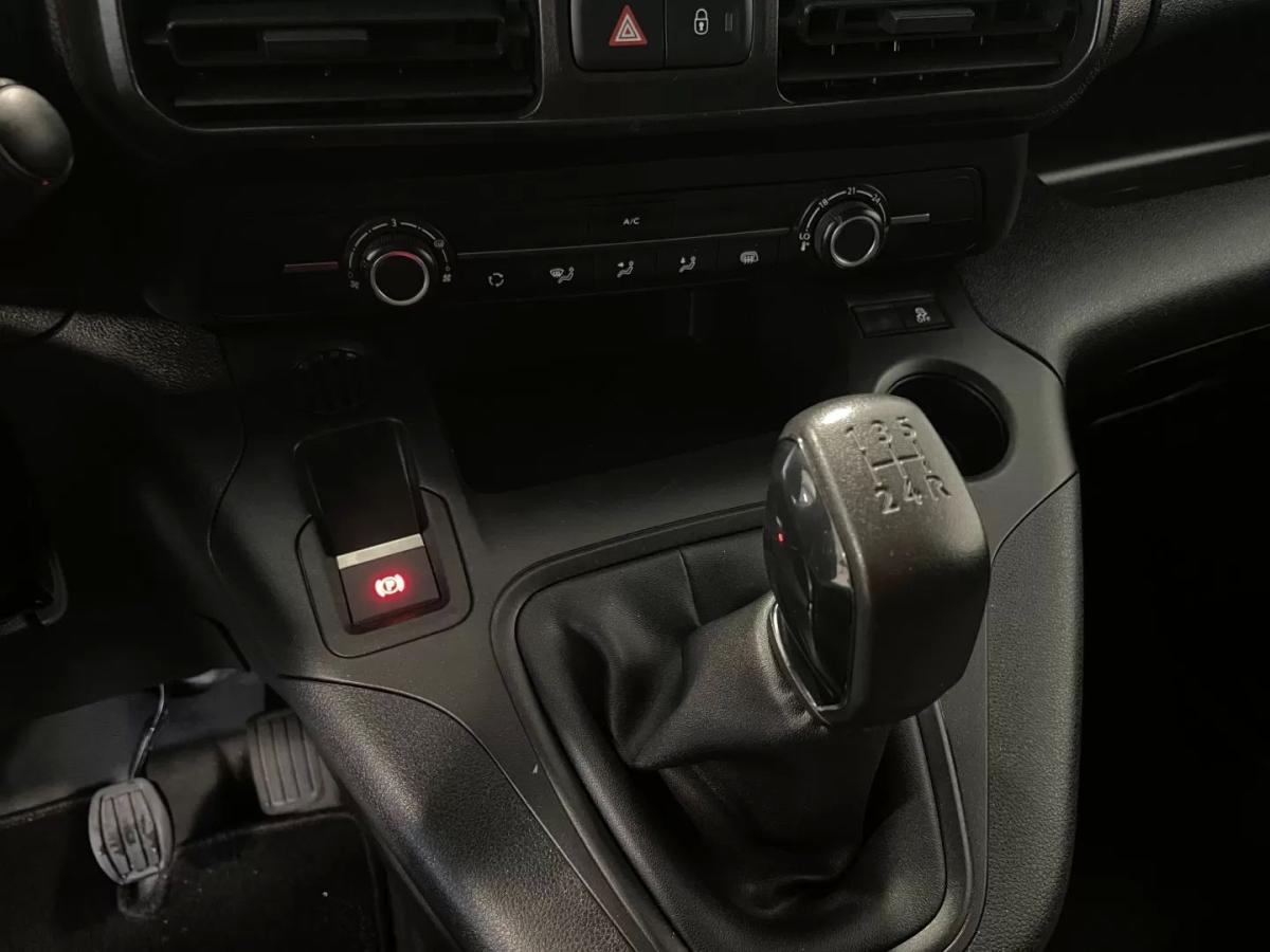 citroen-berlingo-2023-diesel-1499cc