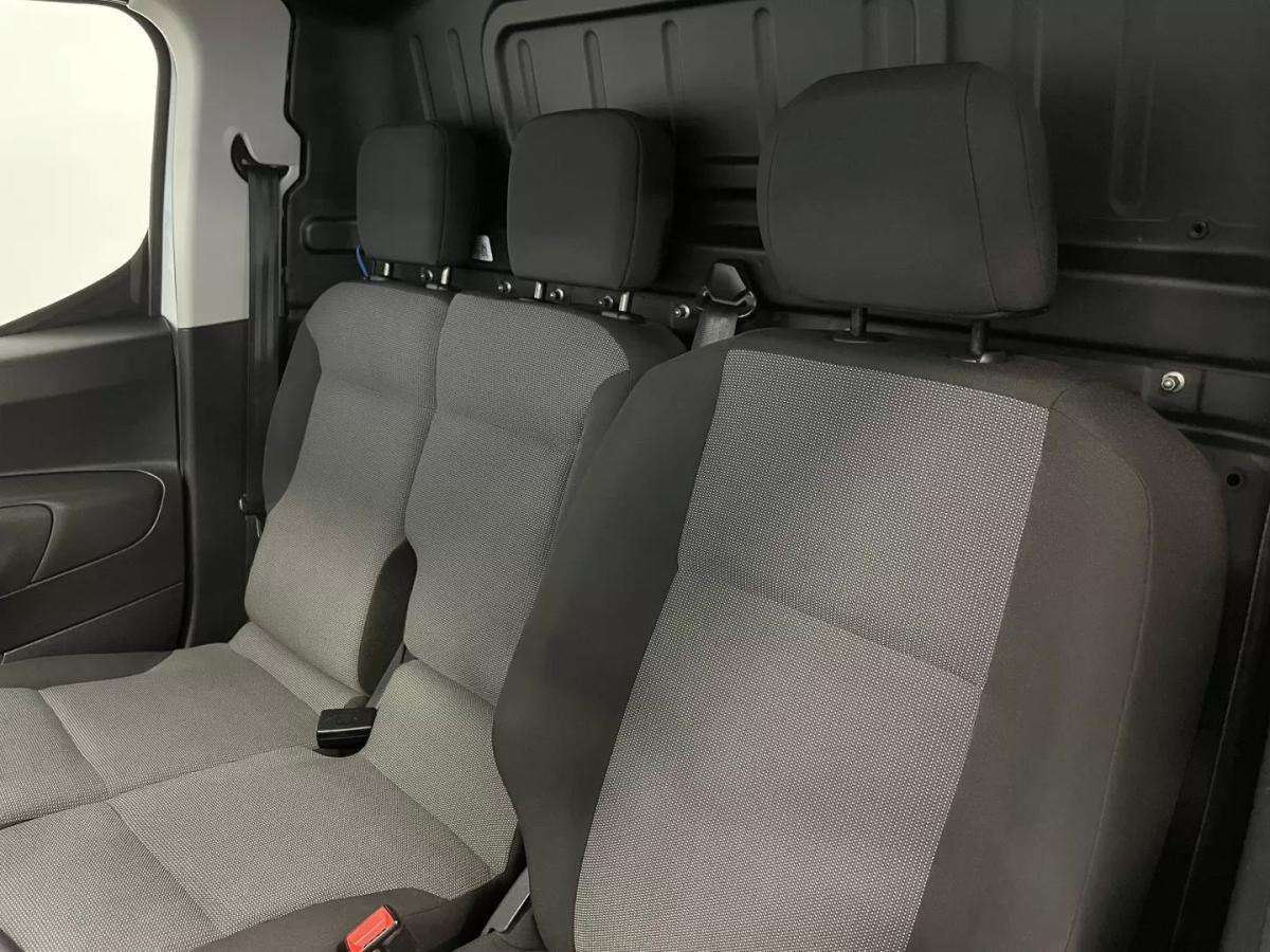 citroen-berlingo-2023-diesel-1499cc