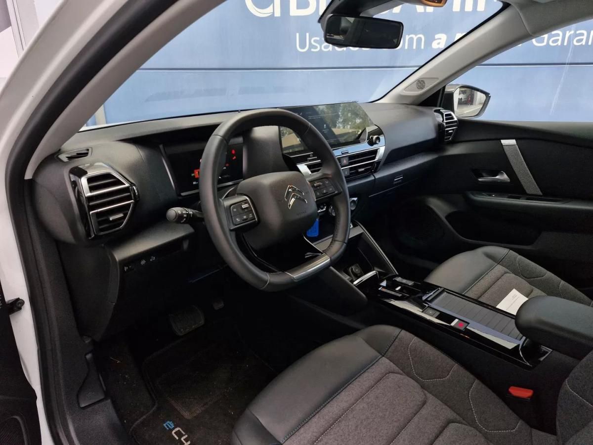 citroen-c4-2024-eletrico-200cc