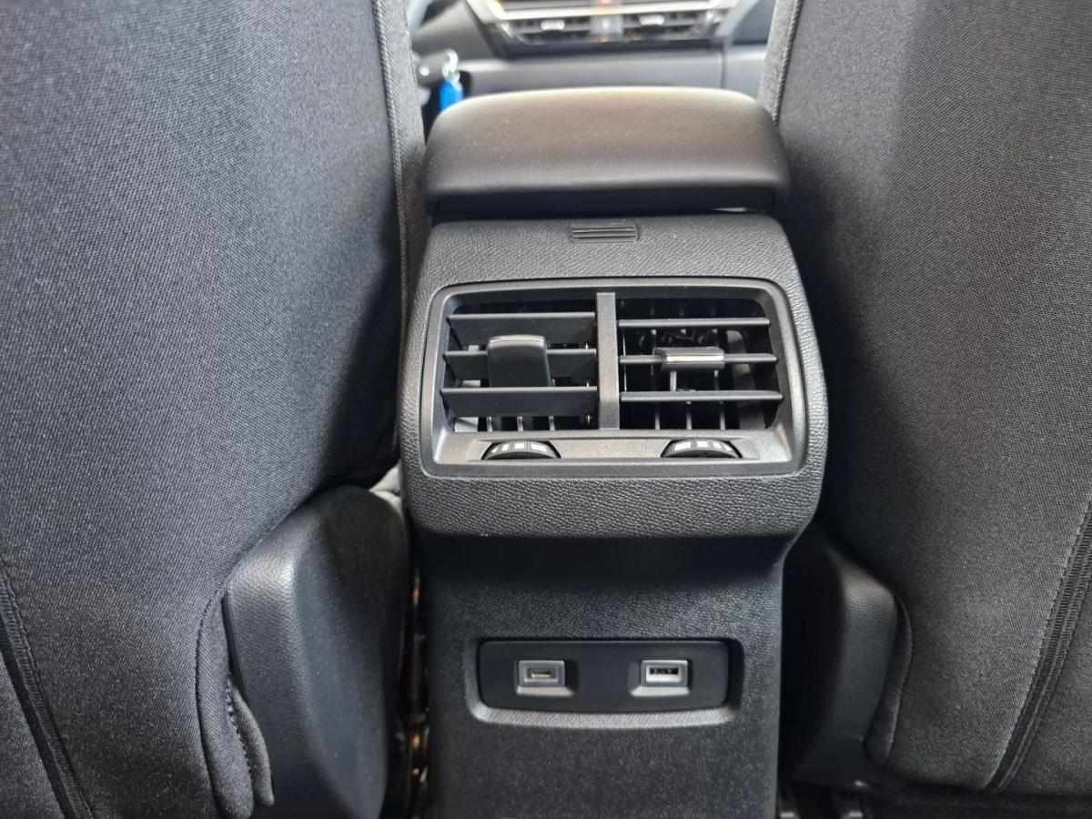 citroen-c4-2024-eletrico-200cc