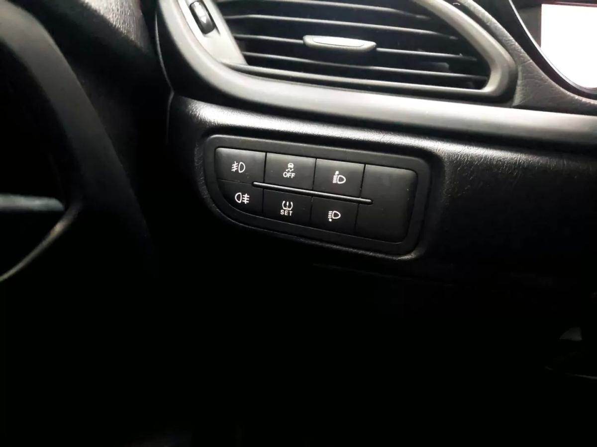 fiat-tipo-station-wagon-2023-gasolina-999cc