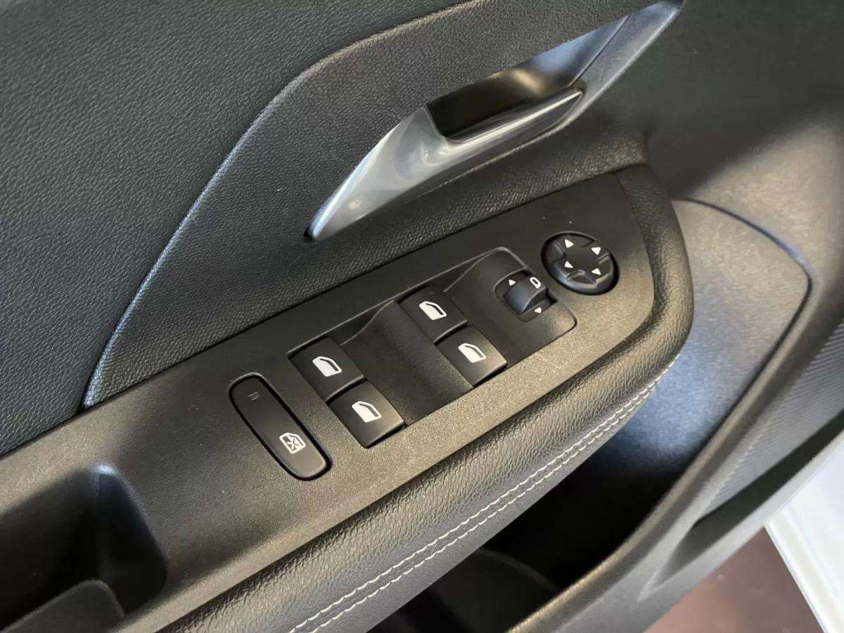 opel-mokka-2024-gasolina-1199cc