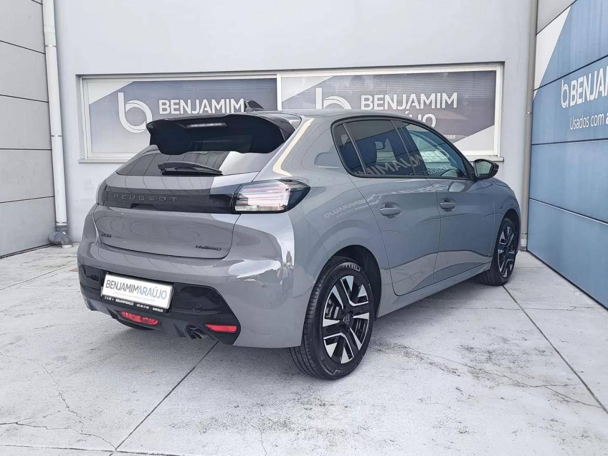 peugeot-208-2025-gasolina-1199cc
