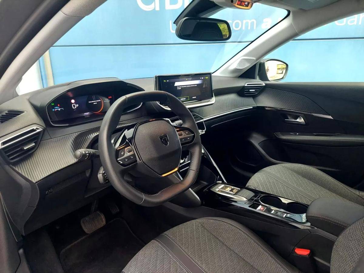 peugeot-208-2025-gasolina-1199cc