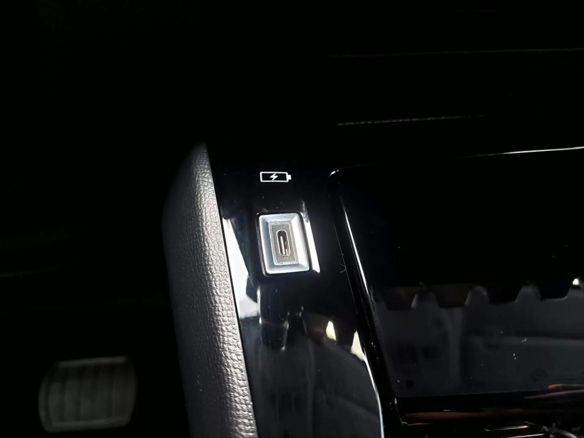 peugeot-208-2025-gasolina-1199cc