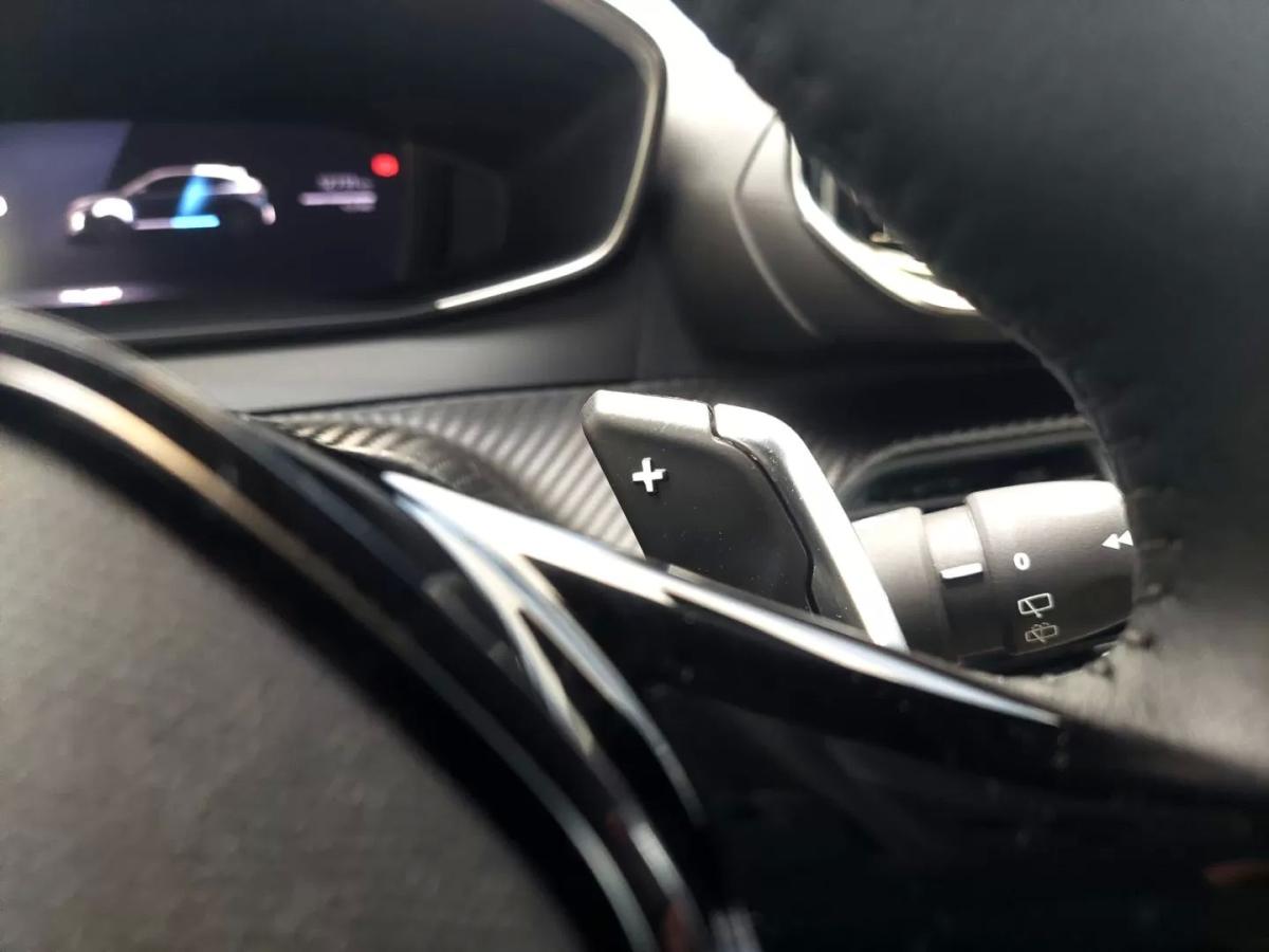 peugeot-208-2025-gasolina-1199cc