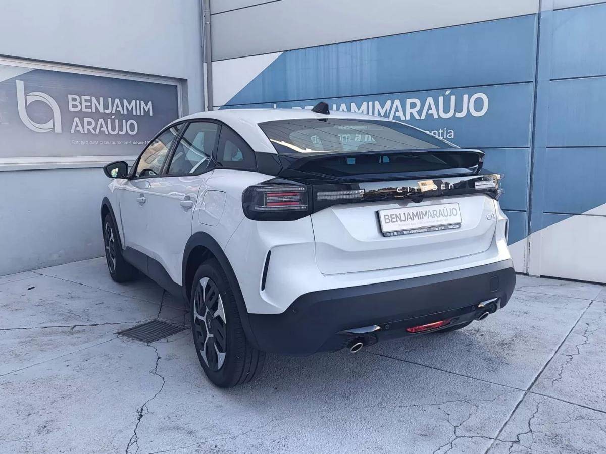 citroen-c4-2025-gasolina-1199cc
