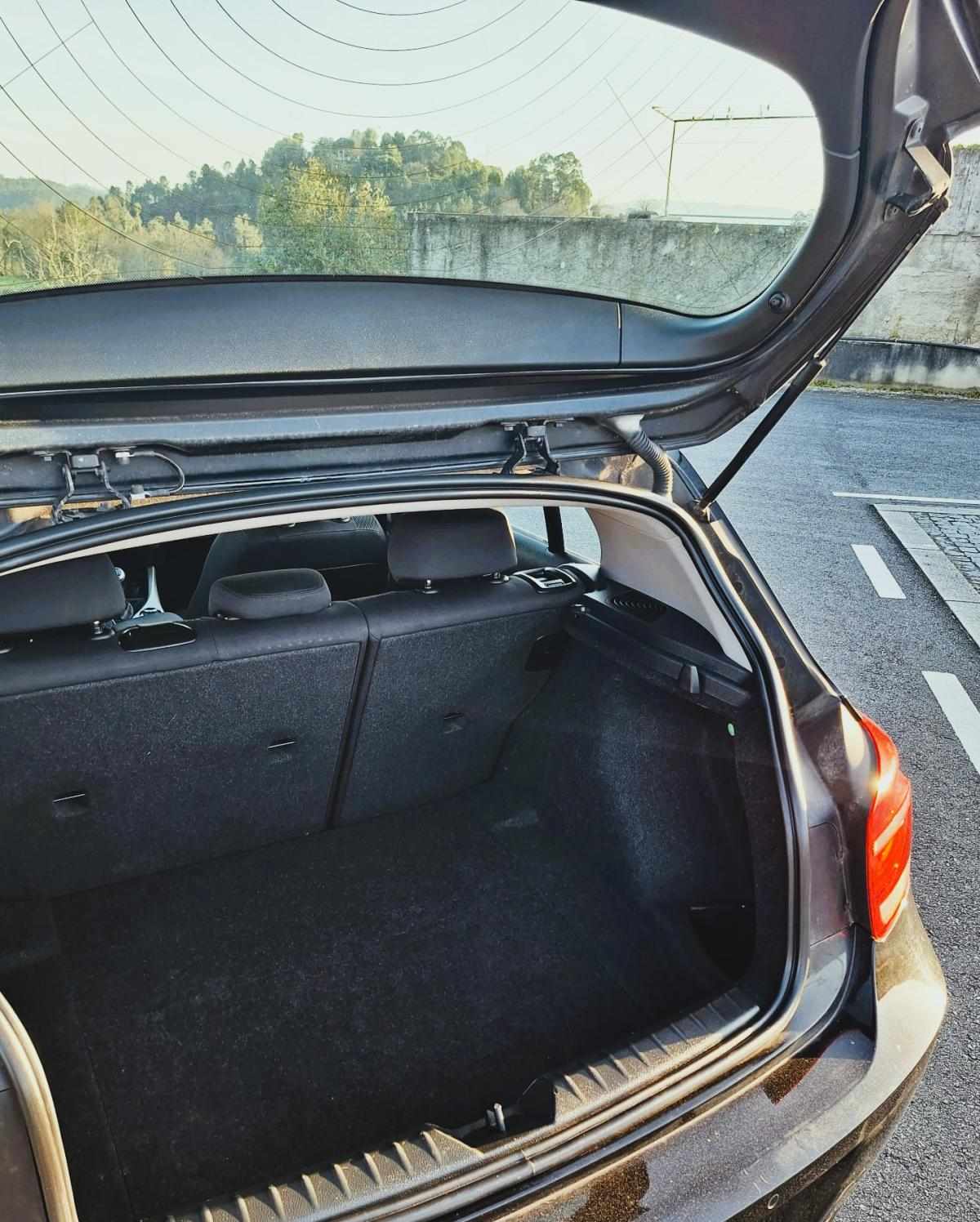 bmw-serie-1-116d-2014-diesel-1995cc