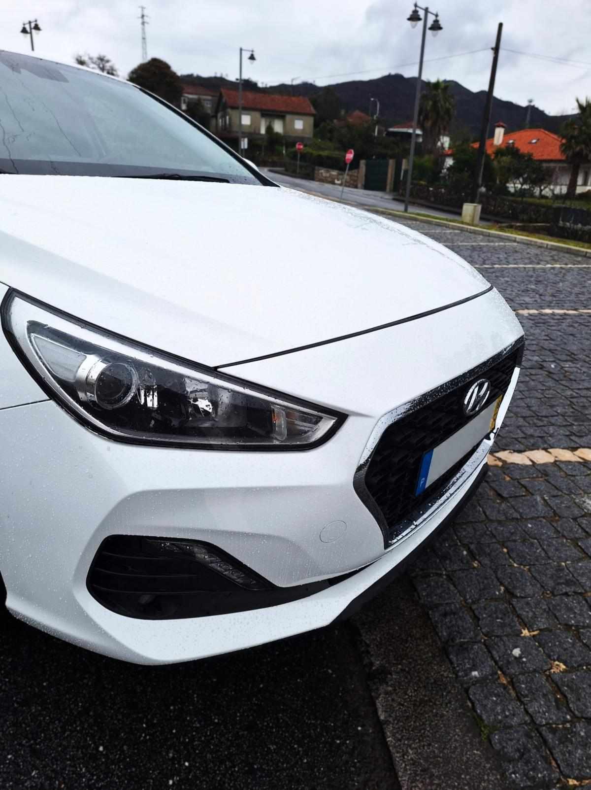 hyundai-i30-1-6-116cv-2018-diesel-1598cc
