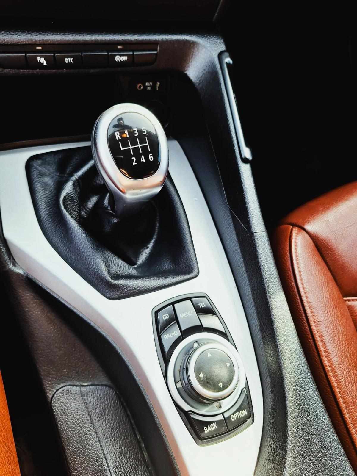 bmw-x1-sdrive20d-2010-diesel-1995cc