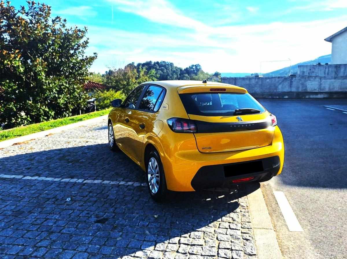peugeot-208-1-2-puretech-2022-gasolina-1199cc