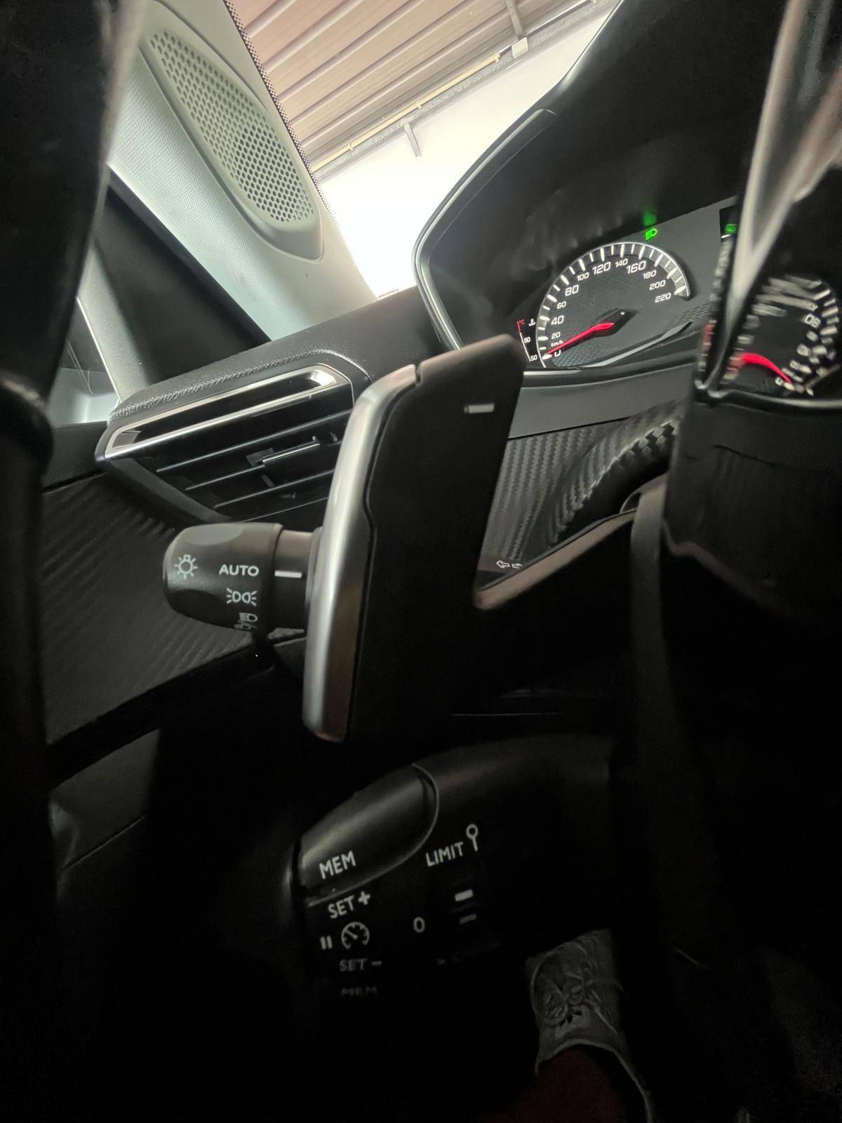 peugeot-2008-2022-diesel-1499cc