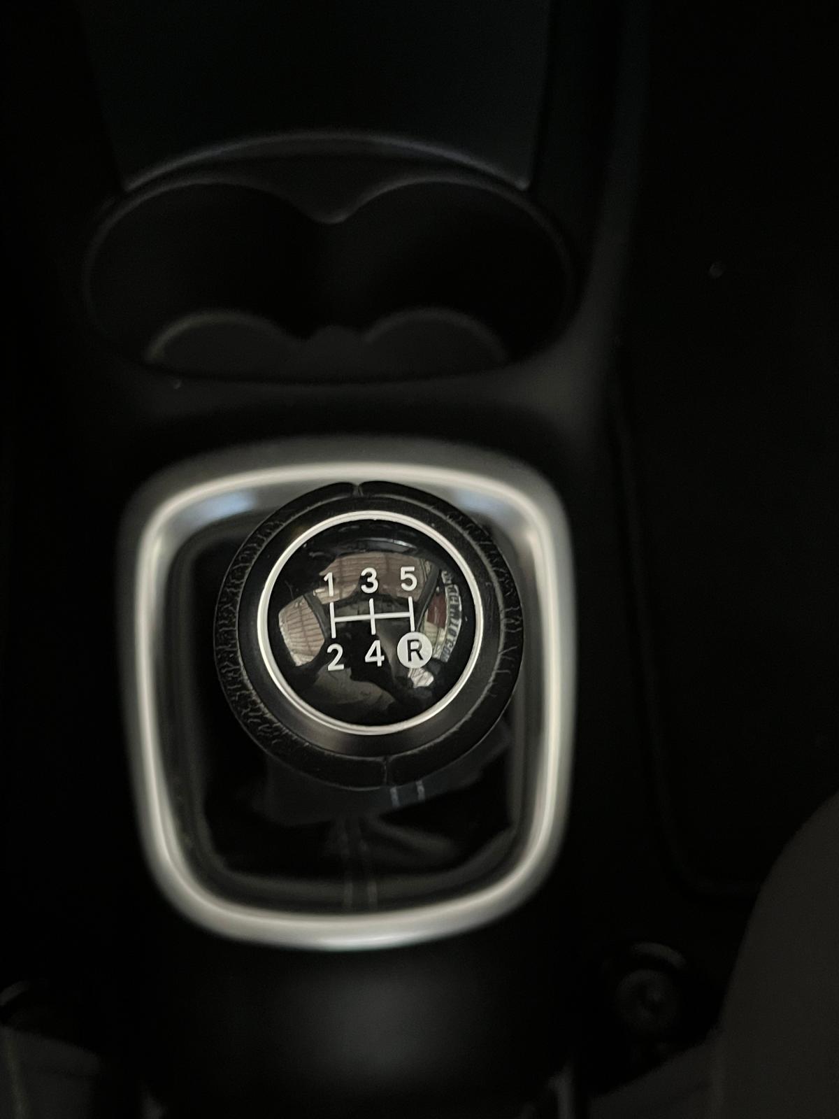 toyota-yaris-2020-gasolina-998cc