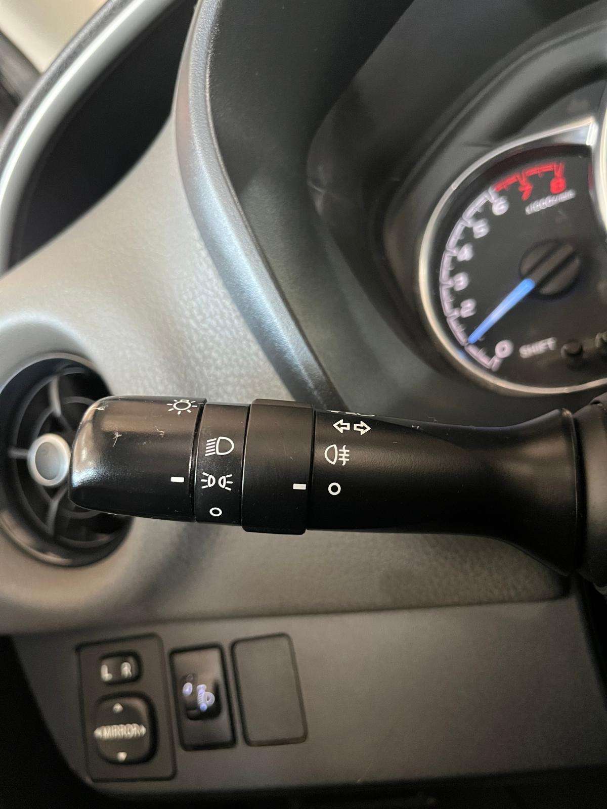 toyota-yaris-2020-gasolina-998cc
