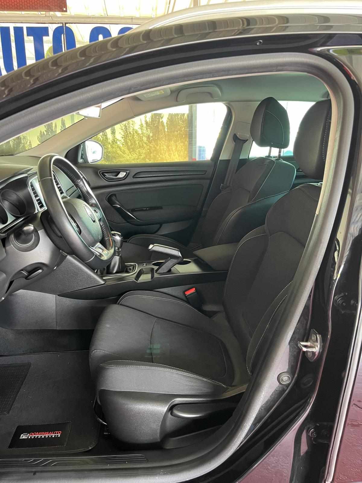 renault-megane-sport-tourer-2019-diesel-1461cc