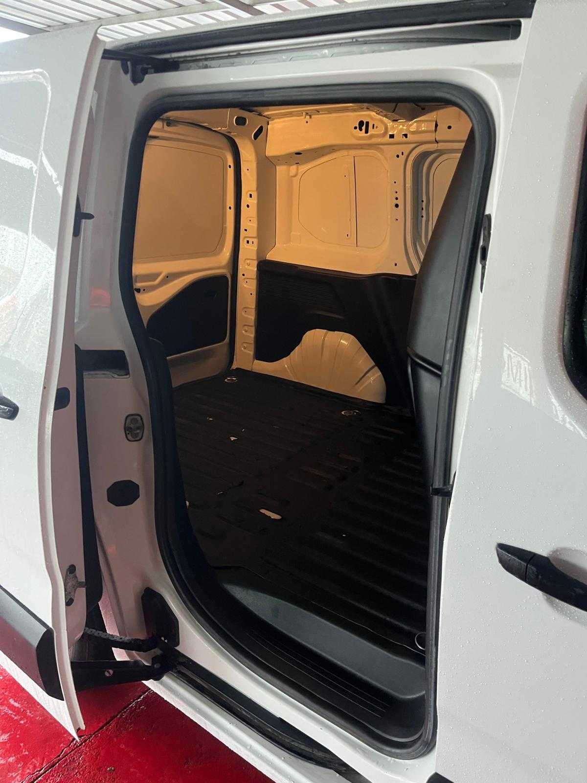 peugeot-partner-2019-diesel-1560cc