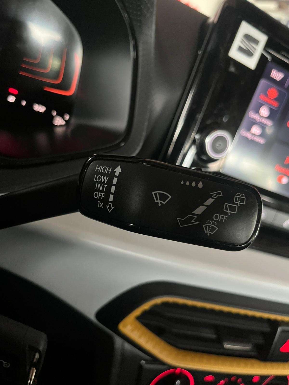 seat-ibiza-2023-gasolina-999cc