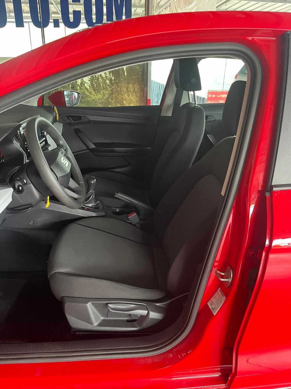 seat-ibiza-2023-gasolina-999cc