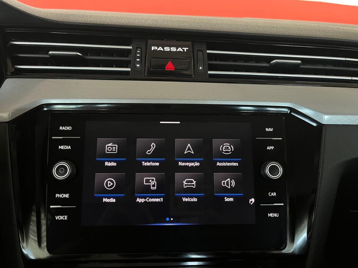 volkswagen-passat-variant-2022-diesel-1968cc