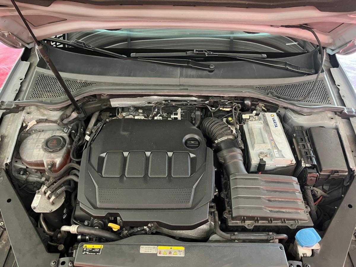 volkswagen-passat-variant-2022-diesel-1968cc