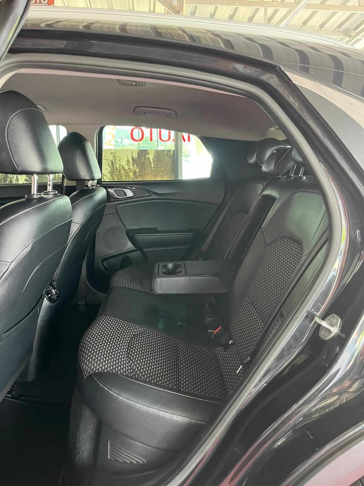 kia-xceed-2022-hibrido-a-gasolina-1580cc