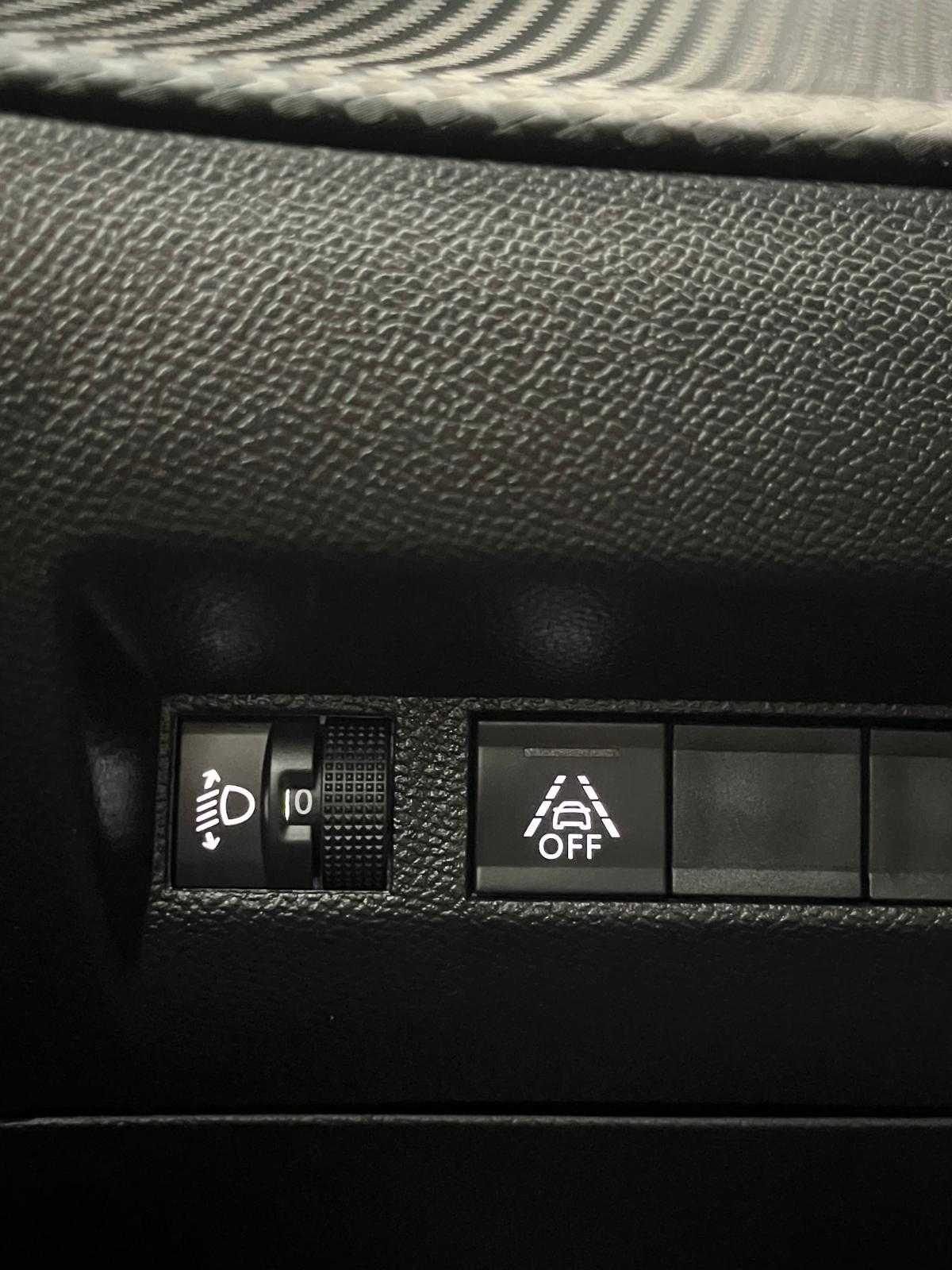 peugeot-2008-2022-diesel-1499cc