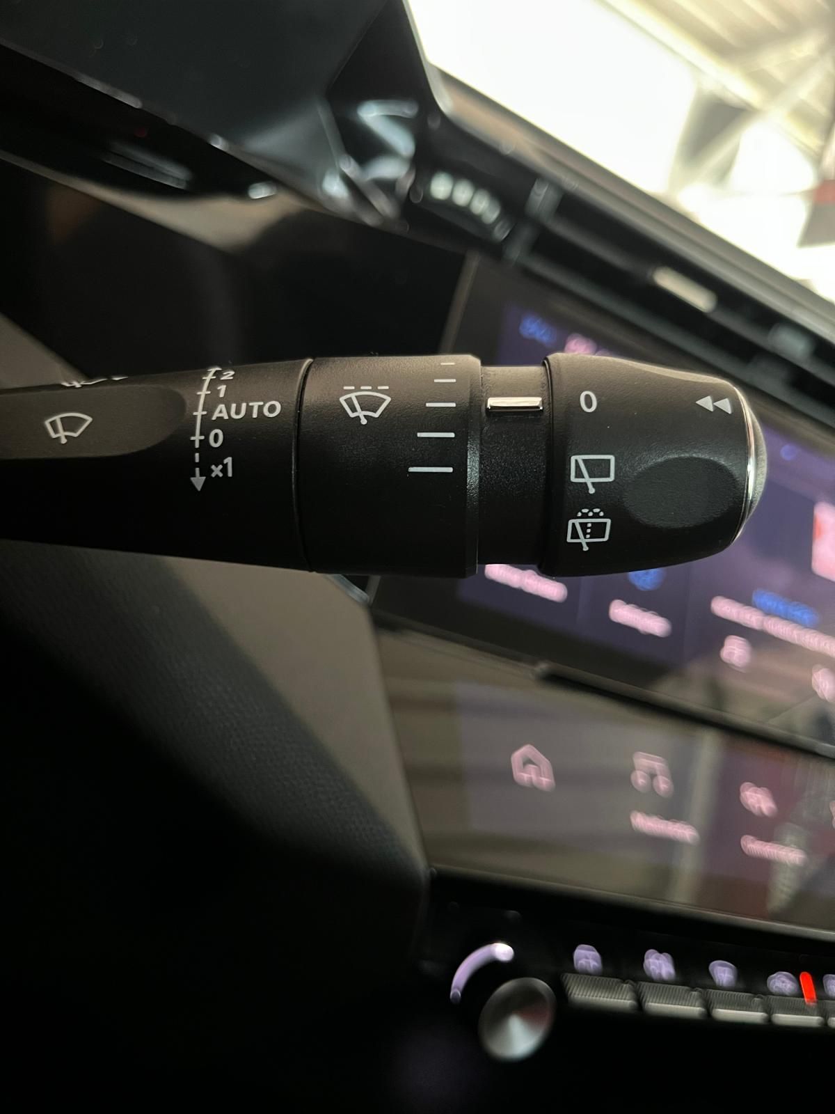 peugeot-308-2022-diesel-1499cc