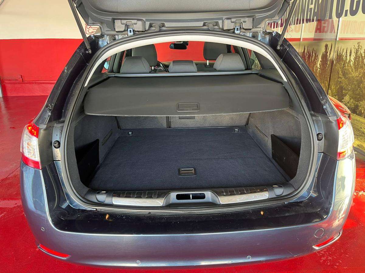 peugeot-508-sw-2015-diesel-1560cc