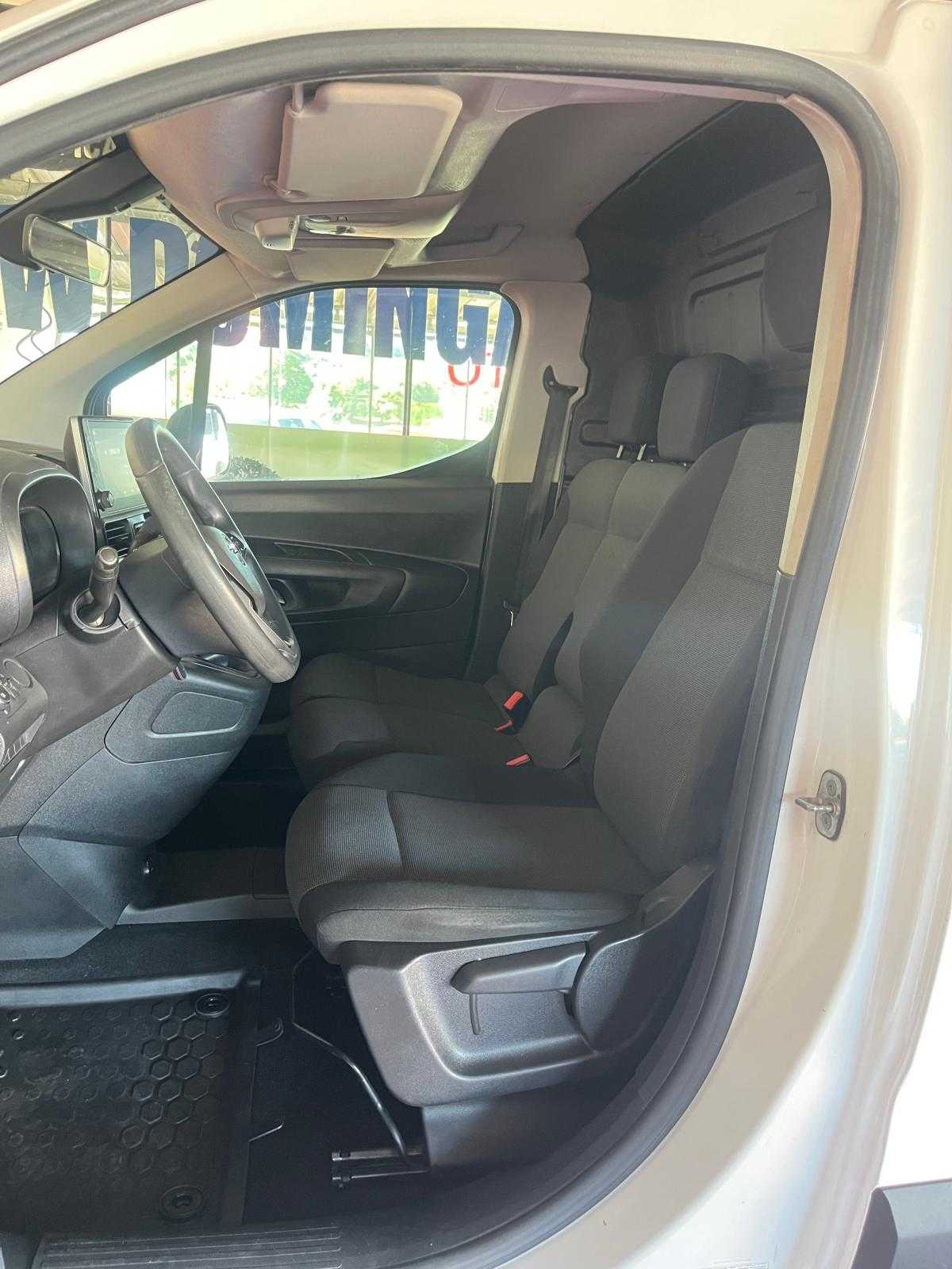 opel-combo-2022-diesel-1499cc