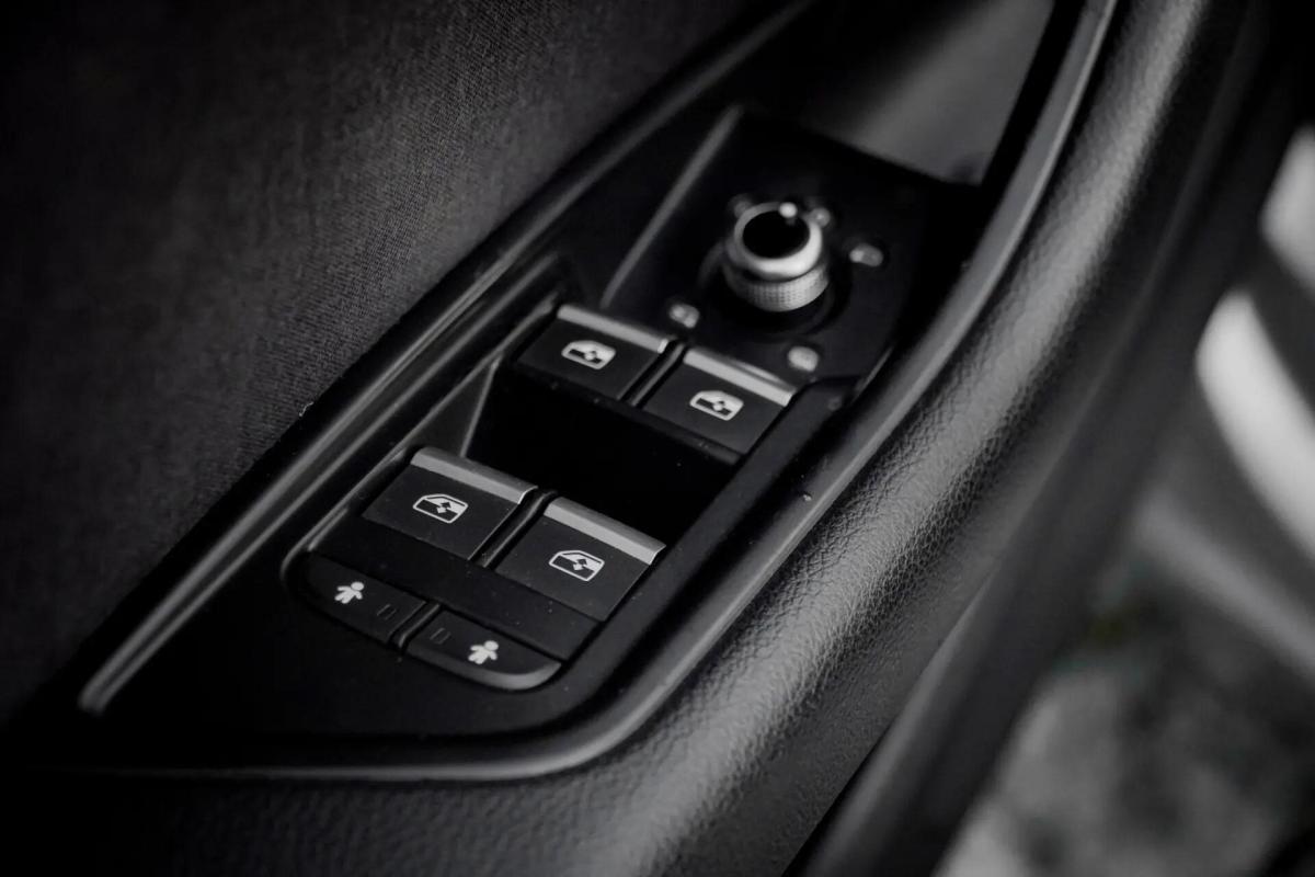 audi-a4-avant-2018-diesel-1968cc
