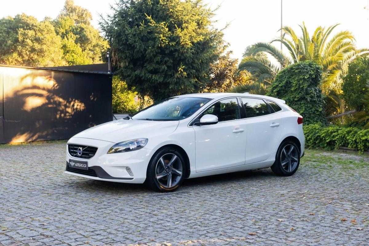volvo-v40-2014-diesel-1560cc