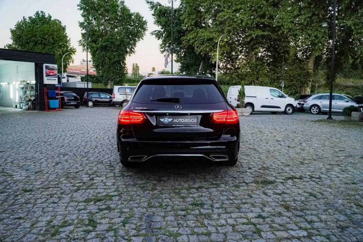 mercedes-benz-classe-c-2021-hibrido-a-diesel-1999cc