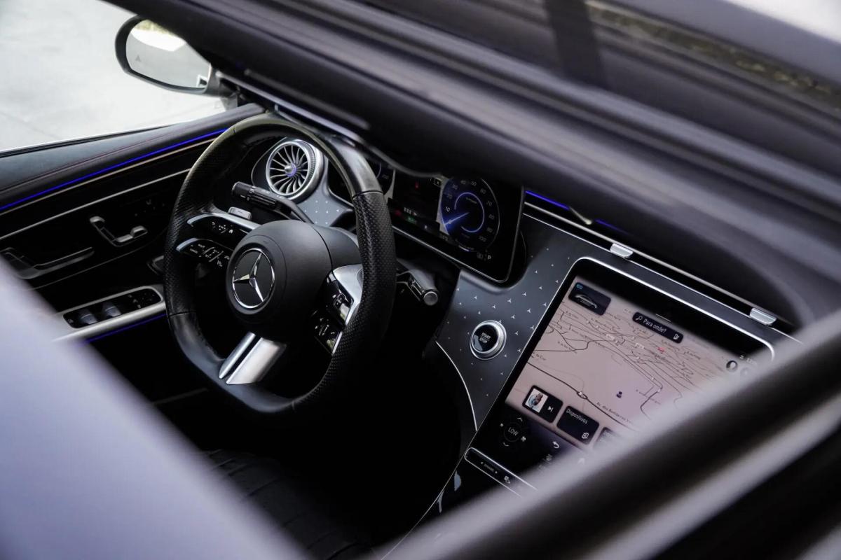 mercedes-benz-eqe-2022-eletrico-0cc