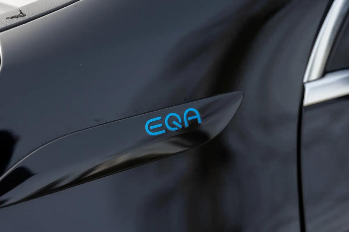 mercedes-benz-eqa-2021-eletrico-0cc