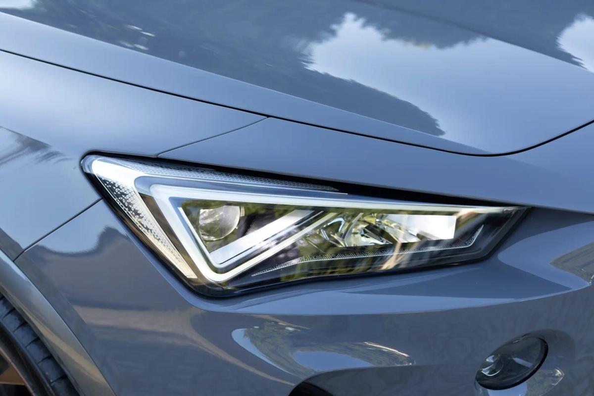 cupra-formentor-2021-hibrido-a-gasolina-1395cc