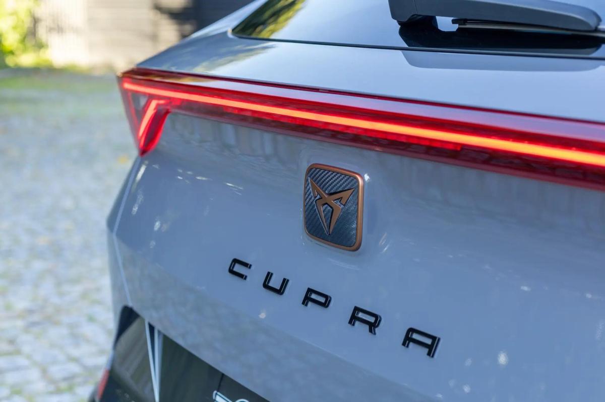 cupra-formentor-2021-hibrido-a-gasolina-1395cc