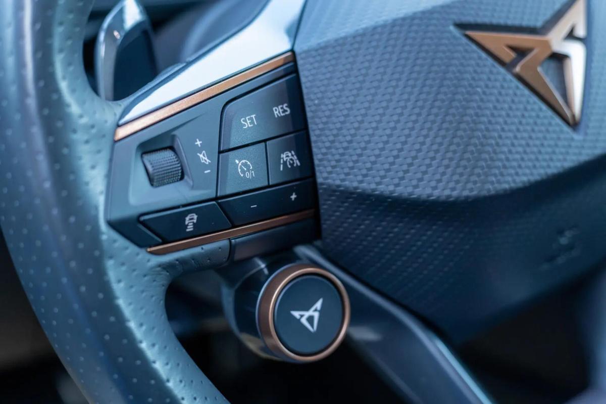 cupra-formentor-2021-hibrido-a-gasolina-1395cc