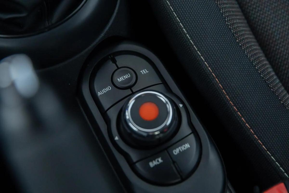mini-one-2015-gasolina-1198cc