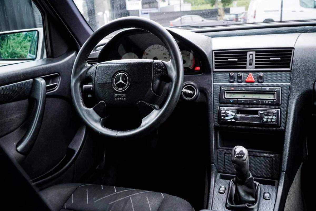 mercedes-benz-classe-c-1998-diesel-2151cc