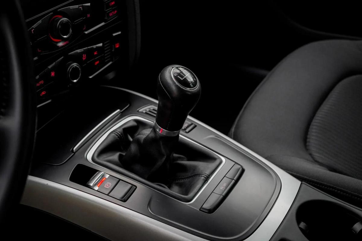 audi-a4-2010-diesel-1968cc